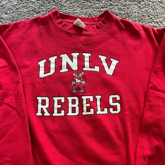 Vintage UNLV Runnin Rebels Crewneck Sweatshirt Pullover Red Size Large 90s - Picture 2 of 7